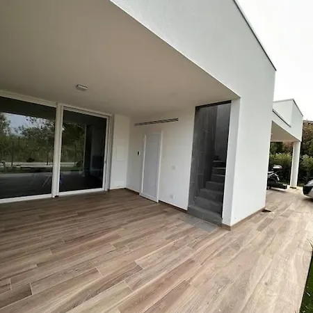 Villa Garbisa Al *